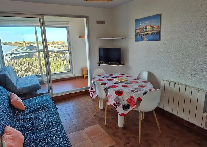 Apartment Acropole, 4 Personnes Au Pied De La